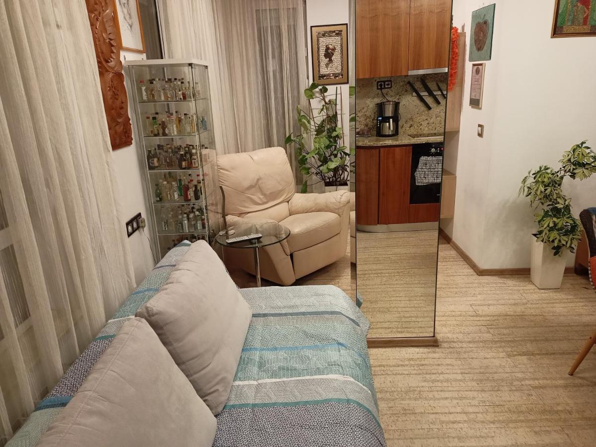 Bright Apartment At A Great Location Sofia Buitenkant foto